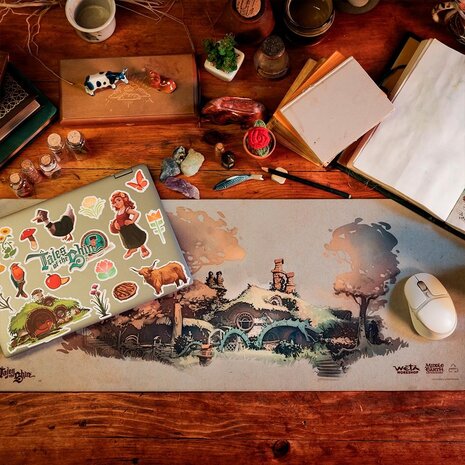 Weta Workshop Lord of the Rings Tales of the Shire The Green Dragon XL Desk Mat
