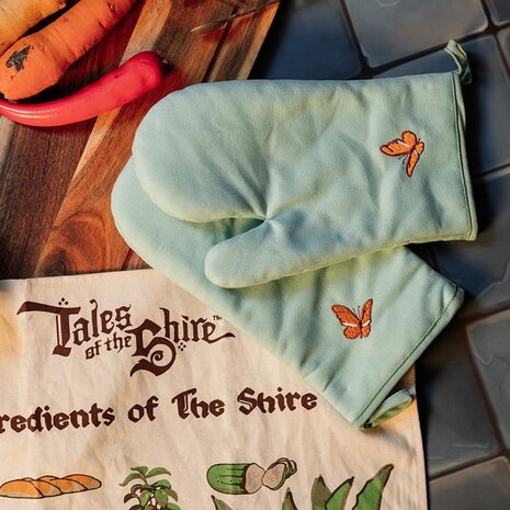 Weta Workshop Lord of the Rings Tales of the Shire Butterfly Oven Mitt Set Weta Workshop Lord of the Rings Tales of the Shire Butterfly Oven Mitt Set