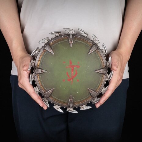 Dark Horse Doom: The Dark Ages Wall Mount Shield Saw 25 x 25 cm Dark Horse Doom: The Dark Ages Wall Mount Shield Saw 25 x 25 cm