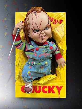Hollywood Collectibles Group Chucky (Child´s Play) Wall Sculpture 1/1 Bride of Chucky 76 cm Hollywood Collectibles Group Chucky (Child´s Play) Wall Sculpture 1/1 Bride of Chucky 76 cm