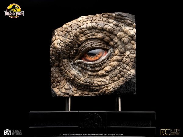Elite Creature Collectibles Jurassic Park Statue Triceratops Eye Prop 35 cm Elite Creature Collectibles Jurassic Park Statue Triceratops Eye Prop 35 cm
