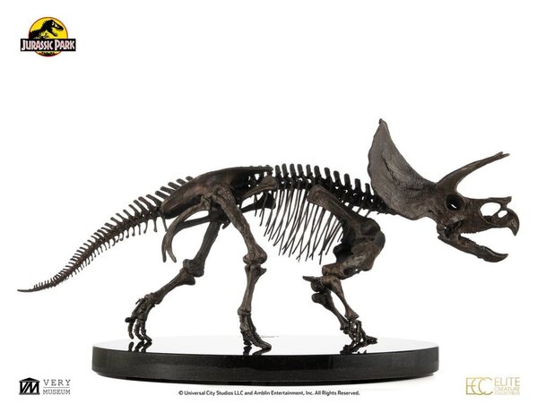 Elite Creature Collectibles Jurassic World ECC Elite Creature Line Statue 1/12 Triceratops Fossil Skeleton Bronze 33 cm Elite Creature Collectibles Jurassic World ECC Elite Creature Line Statue 1/12 Triceratops Fossil Skeleton Bronze 33 cm