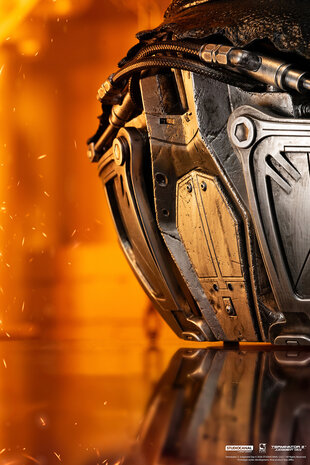 Pure Arts Terminator 2: Judgement Day Bust 1/1 T-800 Model 101 Battle Damaged Art Mask 47 cm Pure Arts Terminator 2: Judgement Day Bust 1/1 T-800 Model 101 Battle Damaged Art Mask 47 cm