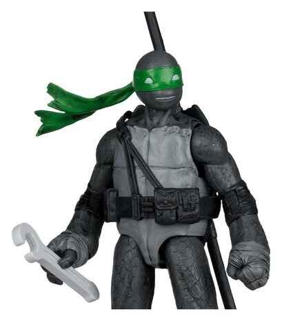 McFarlane Toys Teenage Mutant Ninja Turtles Page Punchers Action Figure Donatello (Black White & Green ) (Red Platinum Edition) 13 cm