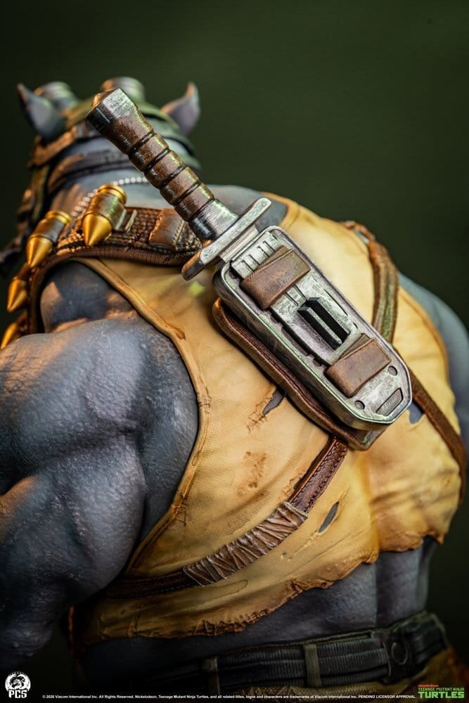 PCS Teenage Mutant Ninja Turtles Legends Statue 1/3 Rocksteady 69 cm