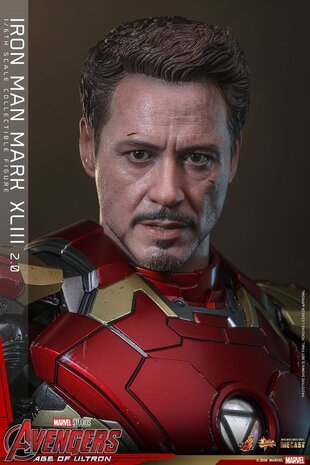 Hot Toys Avengers: Age of Ultron Diecast Action Figure 1/6 Iron Man Mark XLIII (2.0) 32 cm