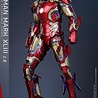 Hot Toys Avengers: Age of Ultron Diecast Action Figure 1/6 Iron Man Mark XLIII (2.0) 32 cm