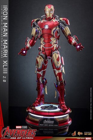 Hot Toys Avengers: Age of Ultron Diecast Action Figure 1/6 Iron Man Mark XLIII (2.0) 32 cm