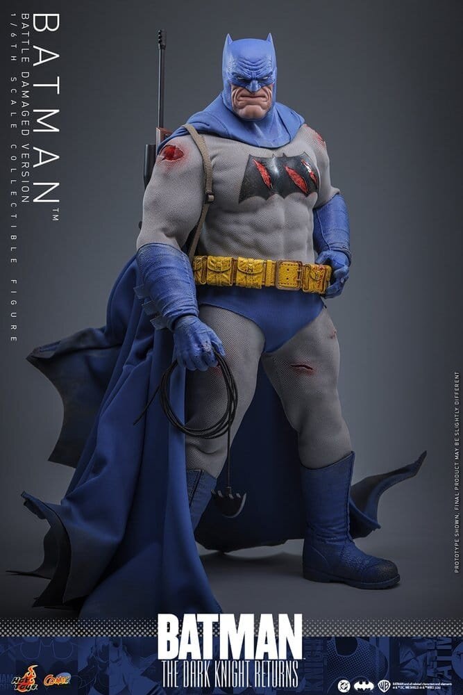 Hot Toys Batman: The Dark Knight Returns Action Figure 1/6 Batman (Battle Damaged Version) 32 cm Hot Toys Batman: The Dark Knight Returns Action Figure 1/6 Batman (Battle Damaged Version) 32 cm