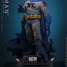 Hot Toys Batman: The Dark Knight Returns Action Figure 1/6 Batman (Battle Damaged Version) 32 cm Hot Toys Batman: The Dark Knight Returns Action Figure 1/6 Batman (Battle Damaged Version) 32 cm