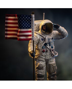 Iron Studios NASA Legacy Replica Statue 1/4 Apollo 11 Astronaut 58 cm
