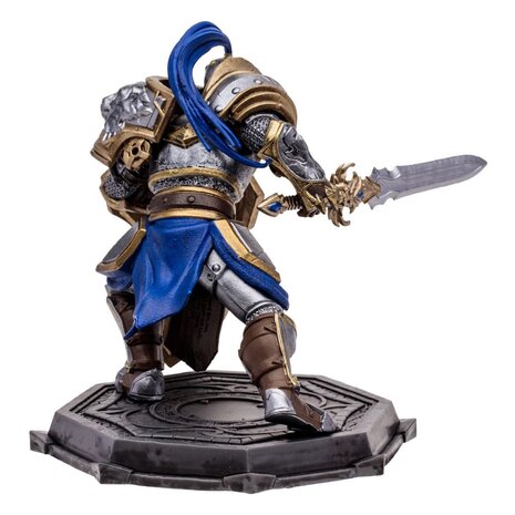 McFarlane Toys World of Warcraft Action Figure Human: Paladin / Warrior 15 cm