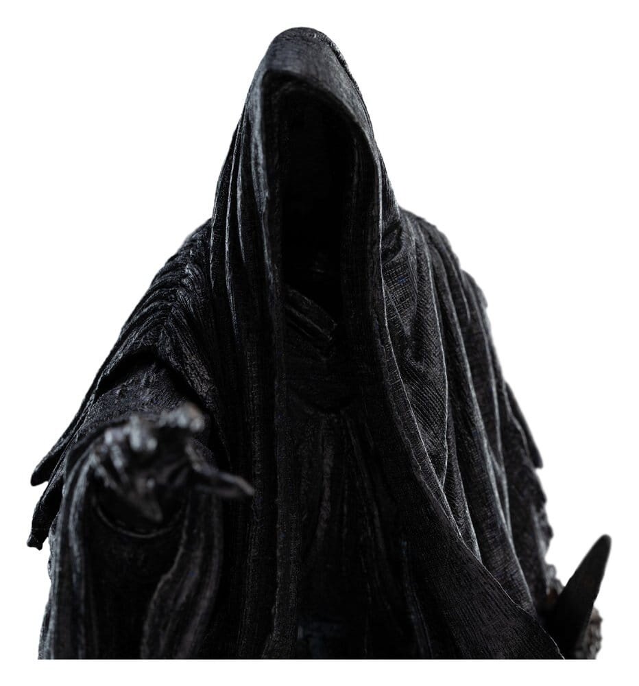 Weta Workshop The Lord of the Rings Mini Statue Ringwraith at the Prancing Pony 18 cm Weta Workshop The Lord of the Rings Mini Statue Ringwraith at the Prancing Pony 18 cm