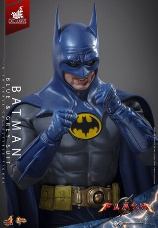 Sideshow Collectibles The Flash Action Figure 1/6 Batman (Blue & Grey Suit) Limited Edition Hot Toys Exclusive 30 cm
