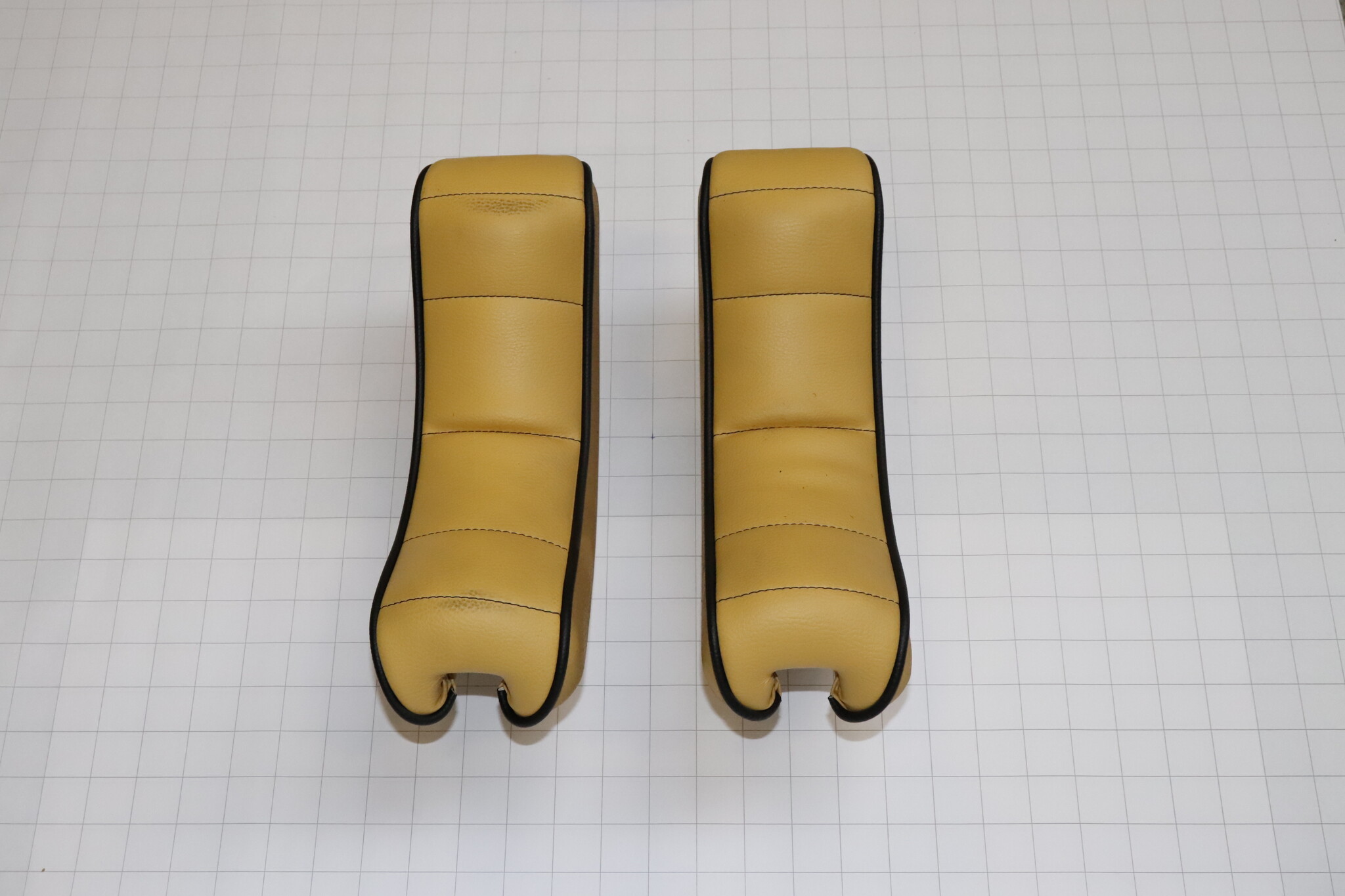 K7XP107 Set Schouder kussen rond