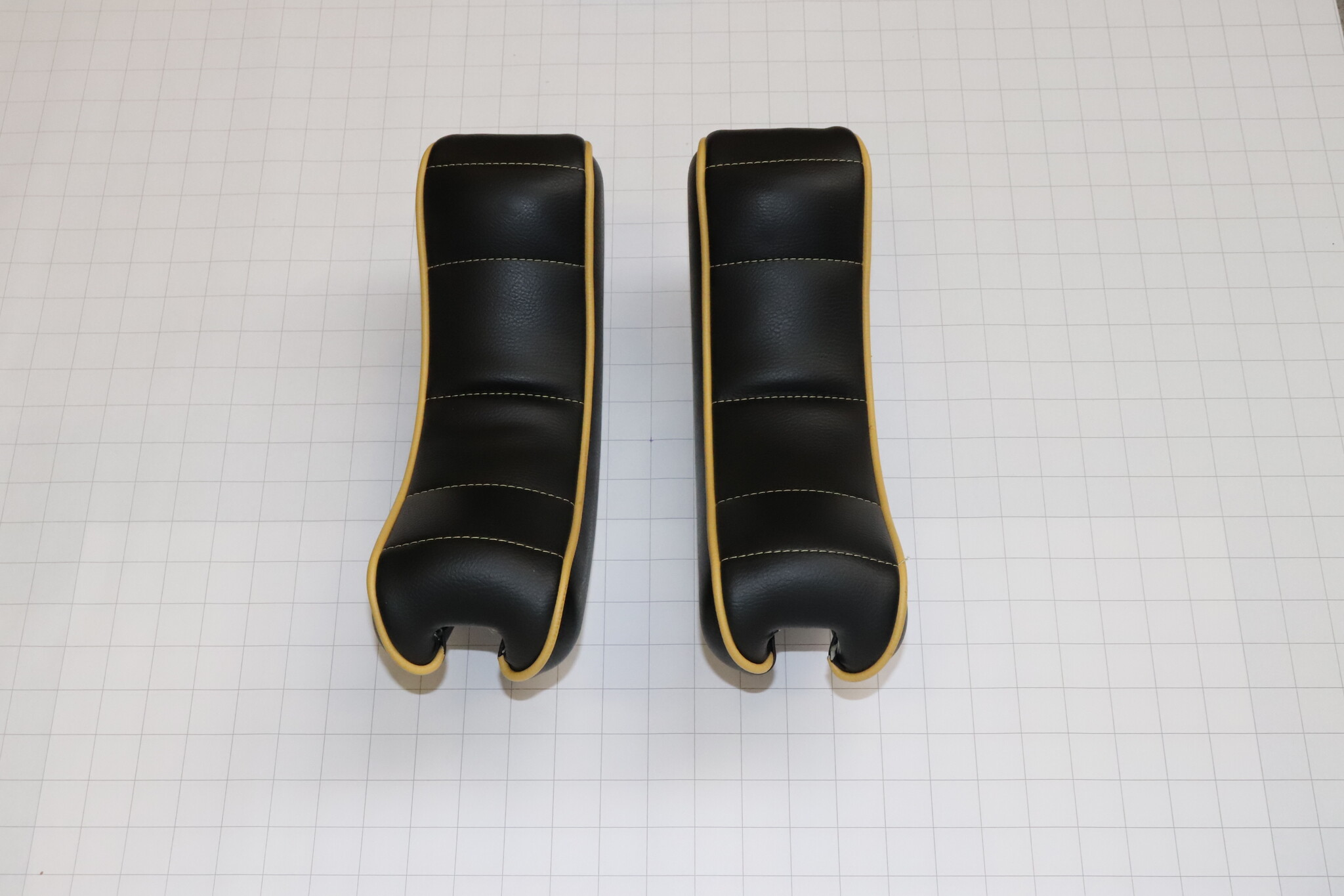 K7XP107 Set Schouder kussen rond