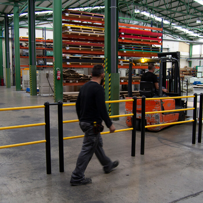 Kunststof aanrijdbeveiliging hoge railing - 100