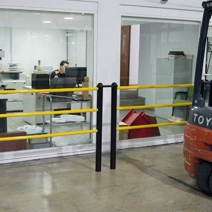 Kunststof aanrijdbeveiliging hoge railing - 100