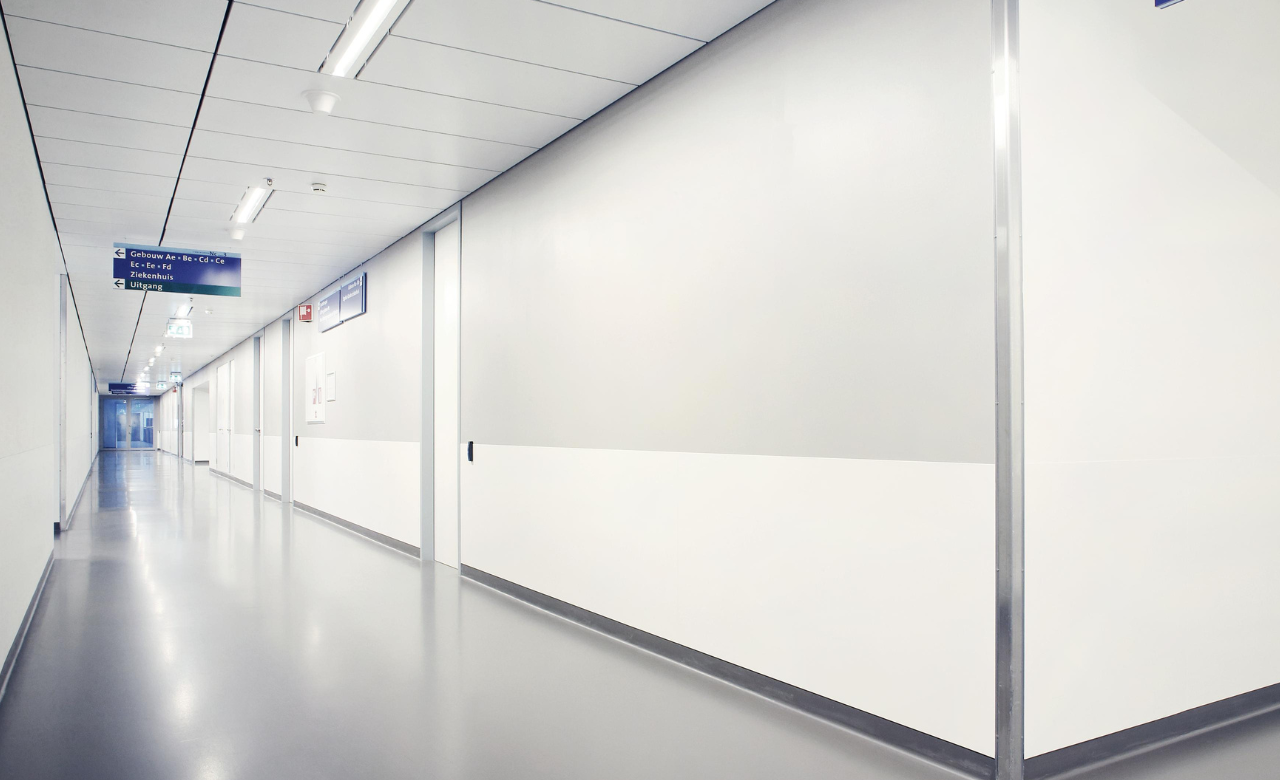 Stootpaneel 3000 x 1300 mm – Slagvaste en hygiënische wandbescherming voor intensief gebruik