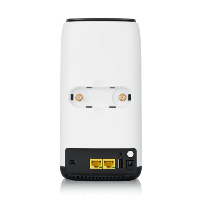 ZyXEL ***NR5101, 5G Indoor IAD, Generic, EU Regio's