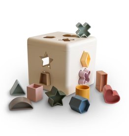 Mushie Shape Sorting Box