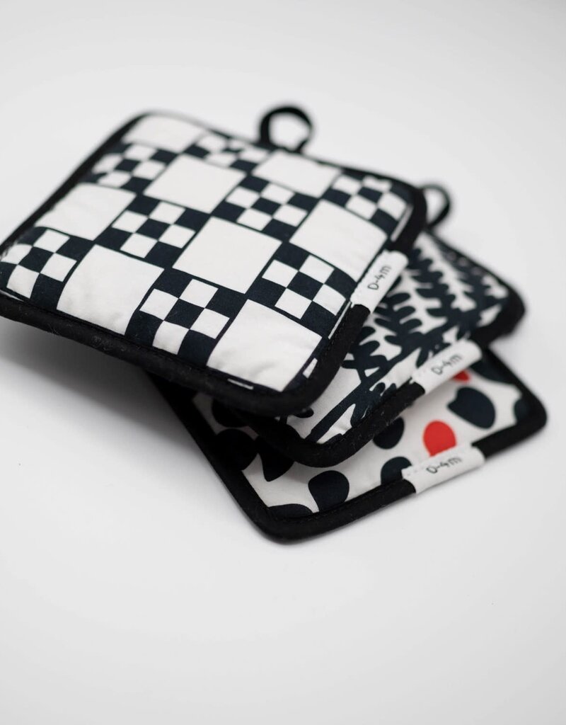 Etta Loves 3-Pack Hanging Squares With Loops - Reversible