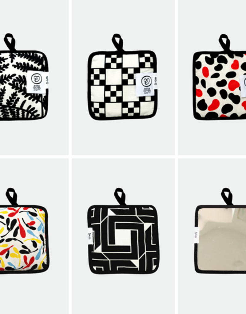 Etta Loves 3-Pack Hanging Squares With Loops - Reversible