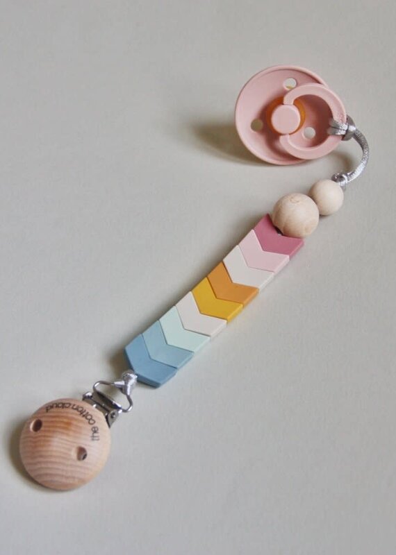 The Cotton Cloud Small Chevron Pacifier Holder Candy