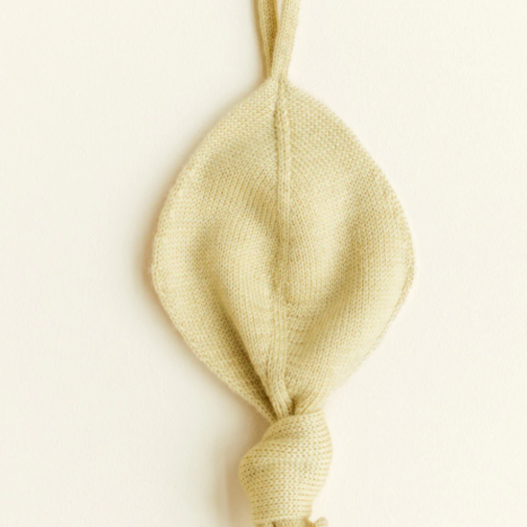 Hvid titi comforter holder light yellow