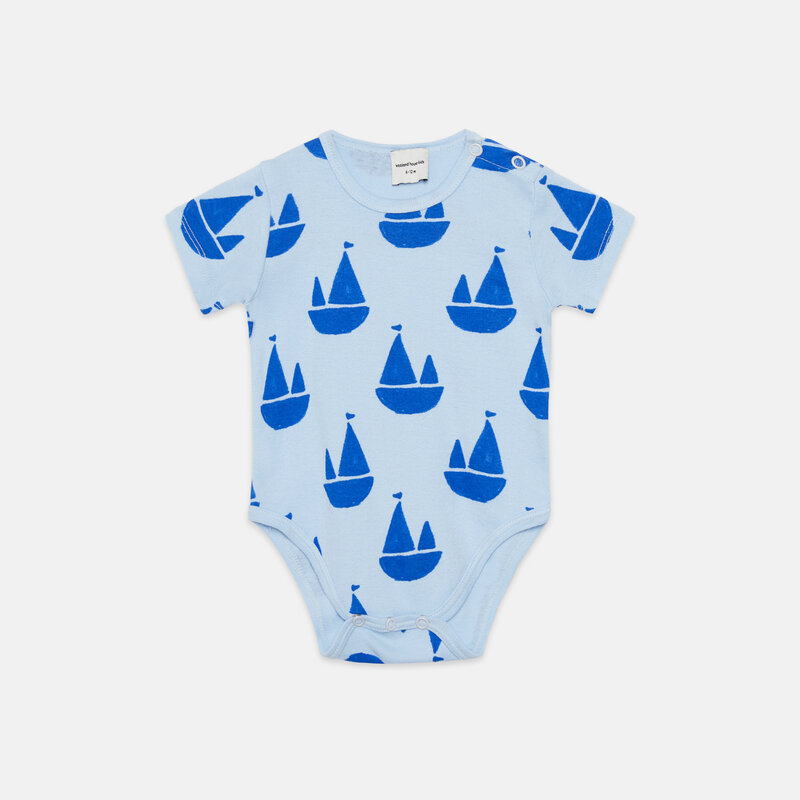 Weekend House Kids Boat shapes all over Baby body Celeste ss26