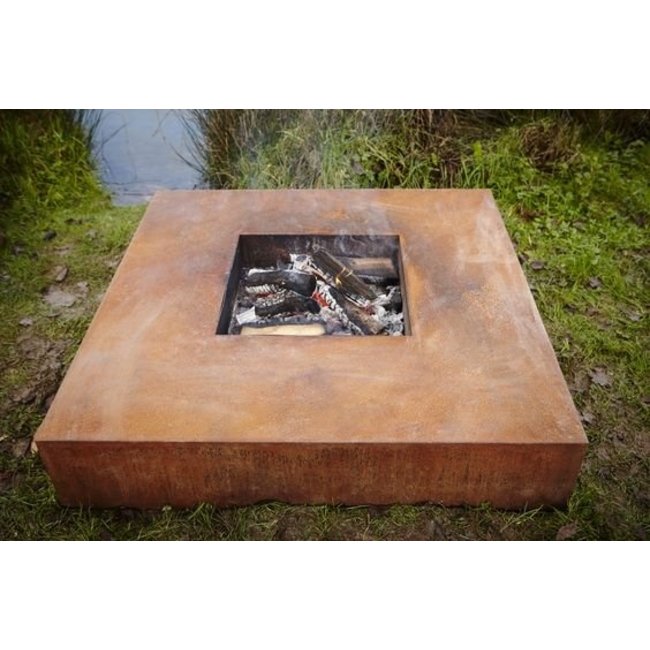 Forno Feuertisch Cortenstahl quadratisch