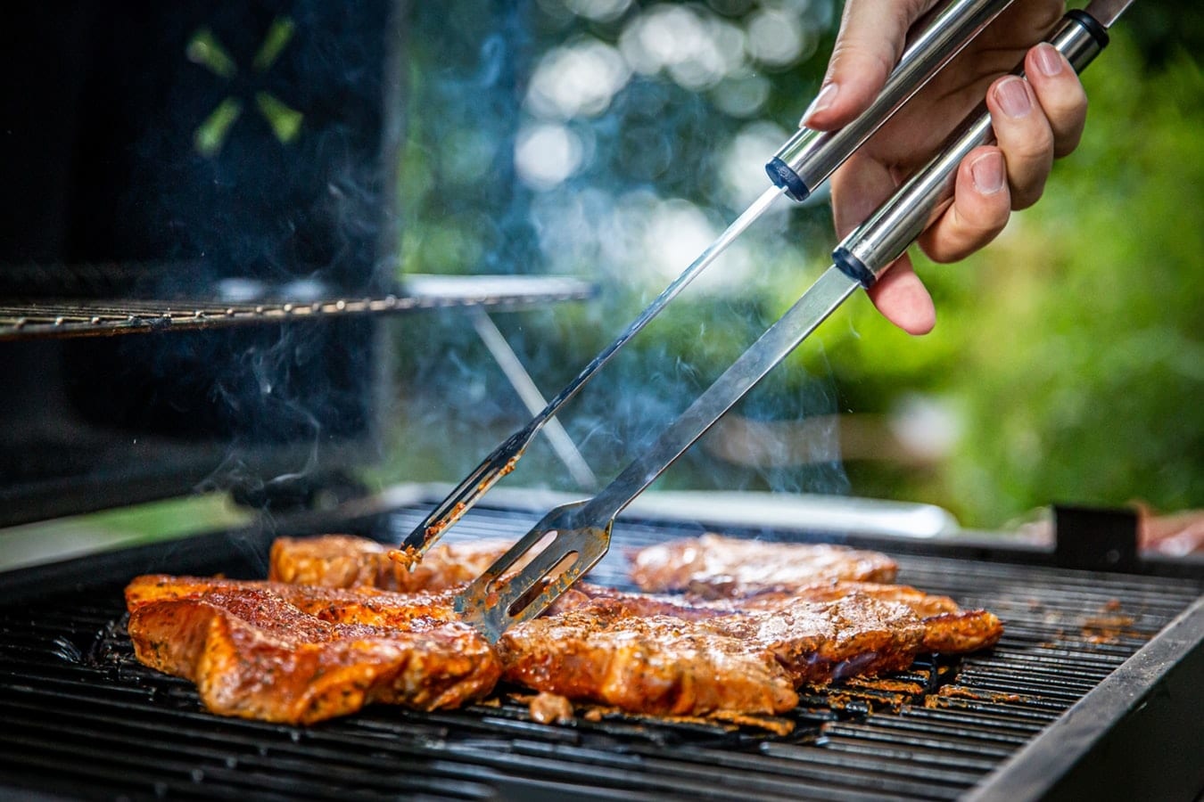 BBQ und Feuertisch in einem?!