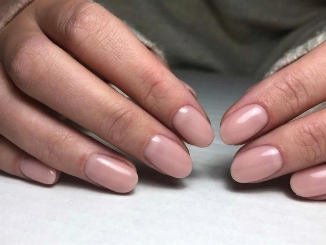 LoveNess LoveNess Brush 'n Love Barely Pink TPO/HEMA vrij LoveNess LoveNess Brush 'n Love Barely Pink TPO/HEMA vrij