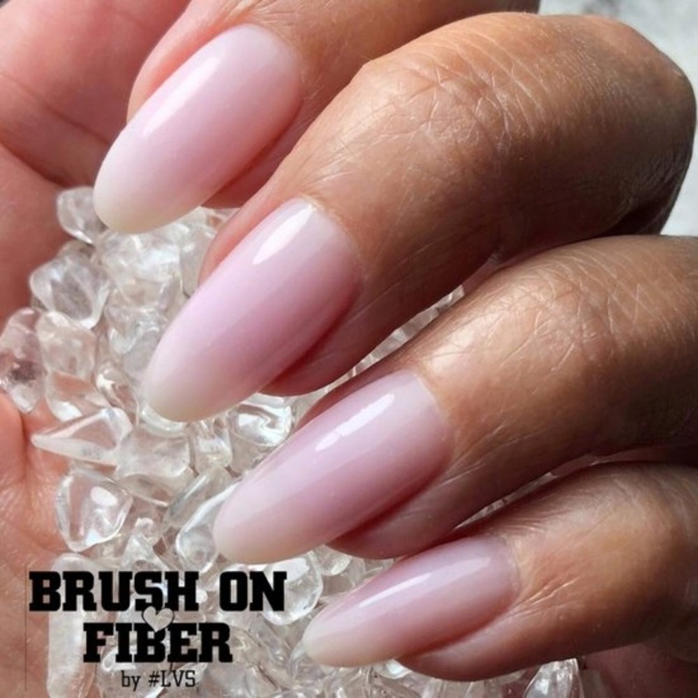 LoveNess LoveNess Brush On Fiber Silk Pink by #LVS TPO/HEMA vrij LoveNess LoveNess Brush On Fiber Silk Pink by #LVS TPO/HEMA vrij