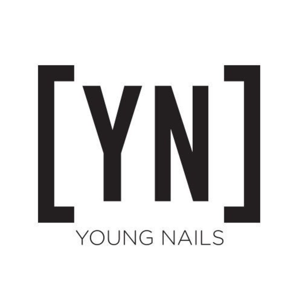 Young Nails Young Nails Gel Polish pakket met UV-LED lamp