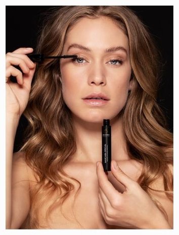 Lash eXtend Lash eXtend Mascara speciaal voor wimperextensions *niet leverbaar*