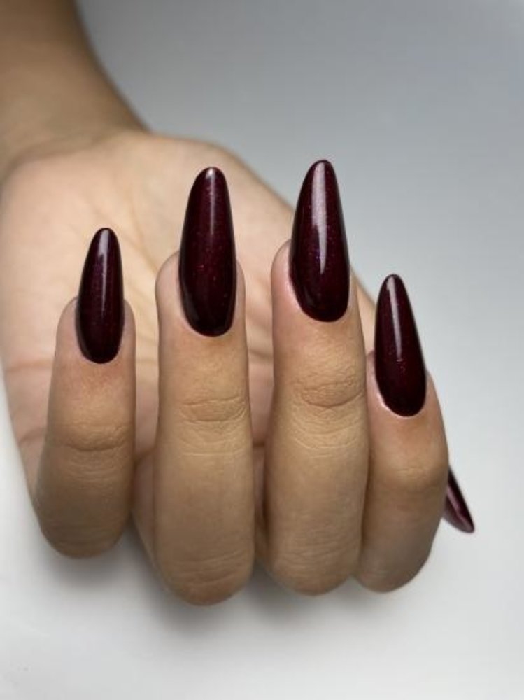 Florence Nails Florence Nails Gelpolish Dark Cherry 100.124.266*niet leverbaar* Florence Nails Florence Nails Gelpolish Dark Cherry 100.124.266*niet leverbaar*