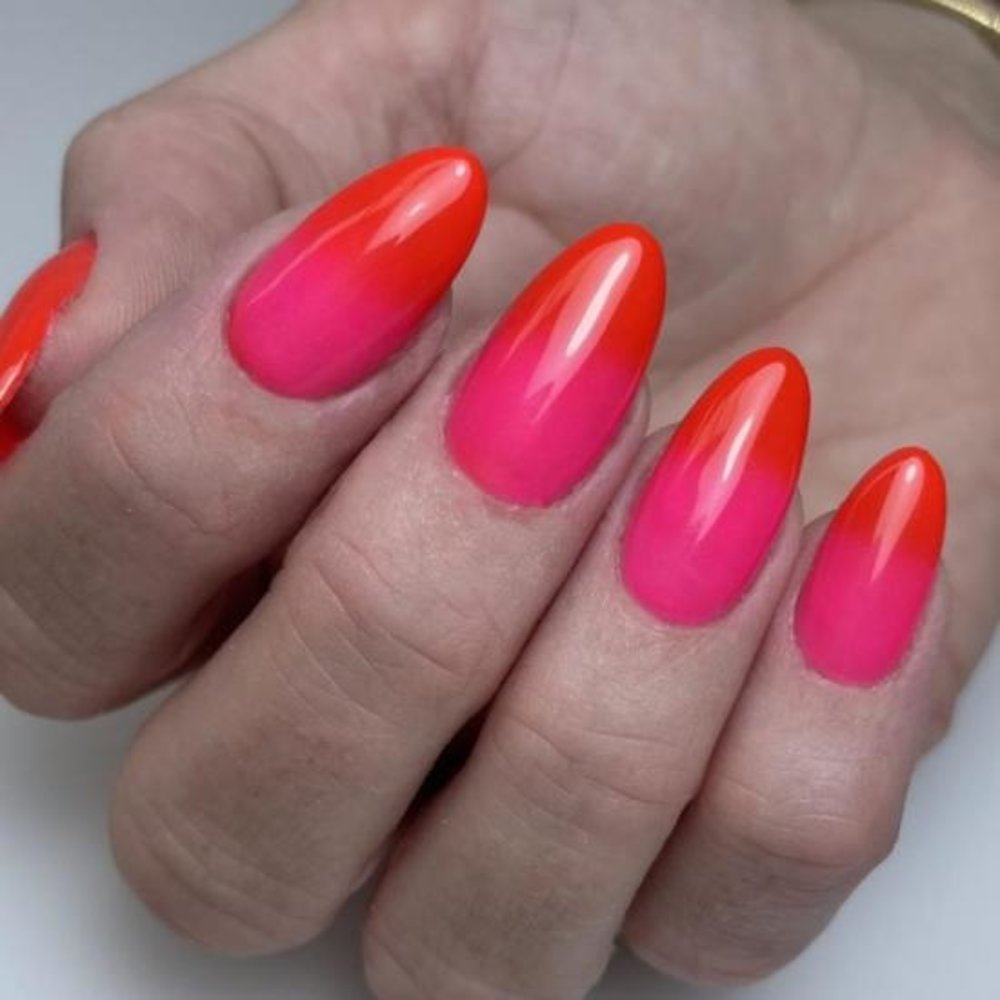 Florence Nails Florence Nails Thermo Gelpolish Pink Lava 100.124.276 TPO/HEMA vrij Florence Nails Florence Nails Thermo Gelpolish Pink Lava 100.124.276 TPO/HEMA vrij