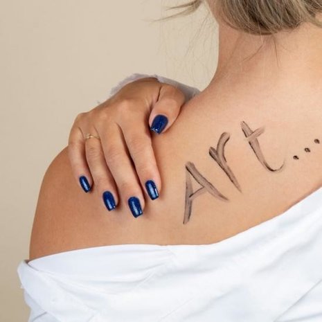 Florence Nails Florence Nails Gelpolish Royal Navy 100.123.54-S TPO/HEMA vrij Florence Nails Florence Nails Gelpolish Royal Navy 100.123.54-S TPO/HEMA vrij