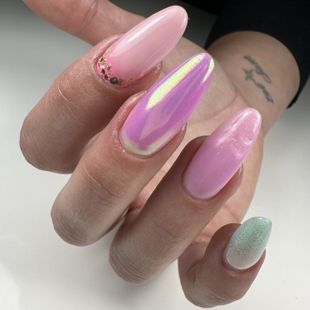 LoveNess LoveNess B-Licious Gel Lustrous Pearl 15 ml TPO/HEMA vrij LoveNess LoveNess B-Licious Gel Lustrous Pearl 15 ml TPO/HEMA vrij