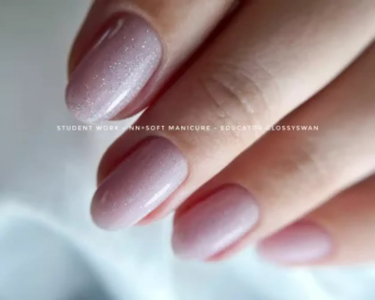 LoveNess LoveNess Holo Gloss by #LVS 15 ml TPO/HEMA vrij