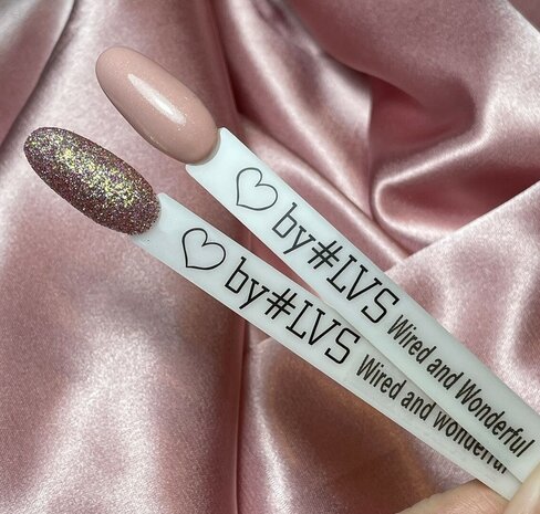 LoveNess LoveNess La Petite 050 Wired and Wonderfull *niet leverbaar* LoveNess LoveNess La Petite 050 Wired and Wonderfull *niet leverbaar*