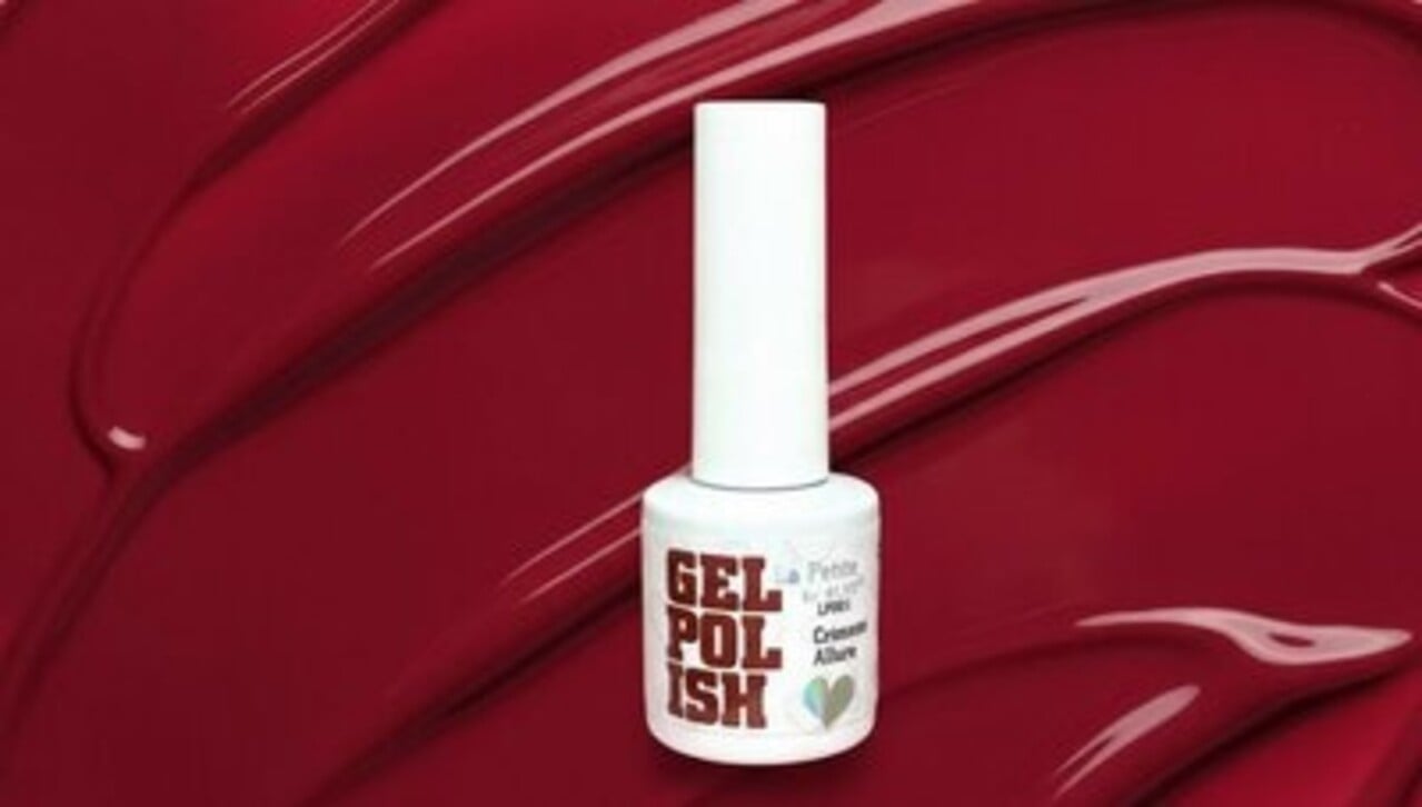 LoveNess LoveNess La Petite Gel Polish Crimson Allure LP001 7 ml LoveNess LoveNess La Petite Gel Polish Crimson Allure LP001 7 ml