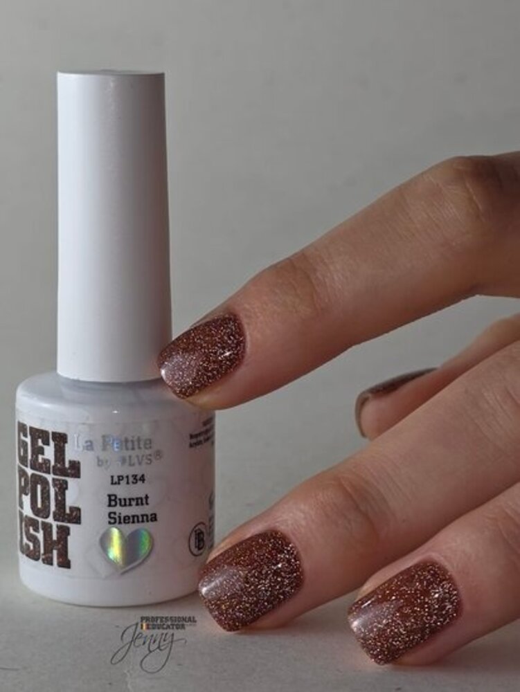 LoveNess LoveNess La Petite  Gel Polish Burnt Sienna LP134 7 ml