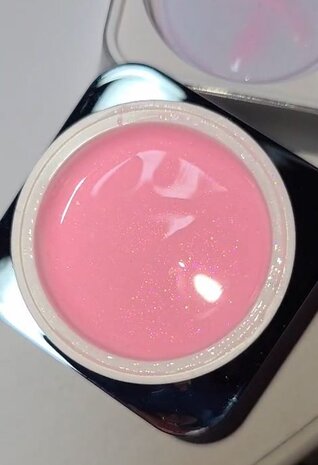 Crystal Nails Crystal Nails Millennial Builder Gel Glam Pink 15 ml TPO/HEMA vrij Crystal Nails Crystal Nails Millennial Builder Gel Glam Pink 15 ml TPO/HEMA vrij