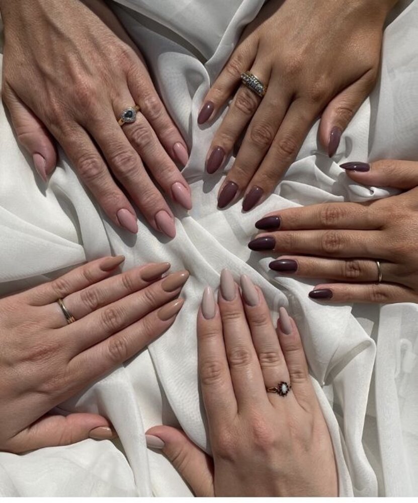 Florence Nails Florence Nails Gelpolish Naked 100.124.256 - TPO/HEMA vrij