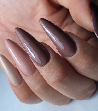 Florence Nails Florence Nails Gelpolish Naked 100.124.256 - TPO/HEMA vrij