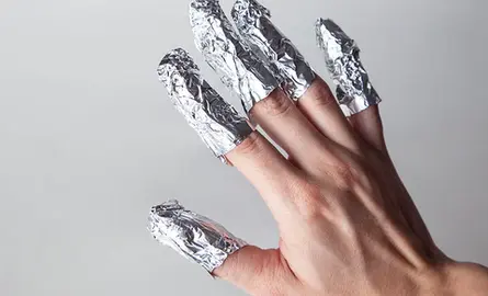 Aceton bij nagels: feiten, fabels en de waarheid