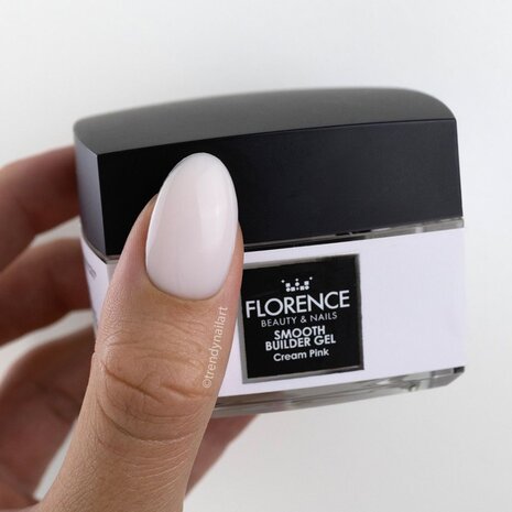 Florence Nails Florence Nails Smooth Builder Gel Cream Pink 10 ml TPO/HEMA vrij Florence Nails Florence Nails Smooth Builder Gel Cream Pink 10 ml TPO/HEMA vrij