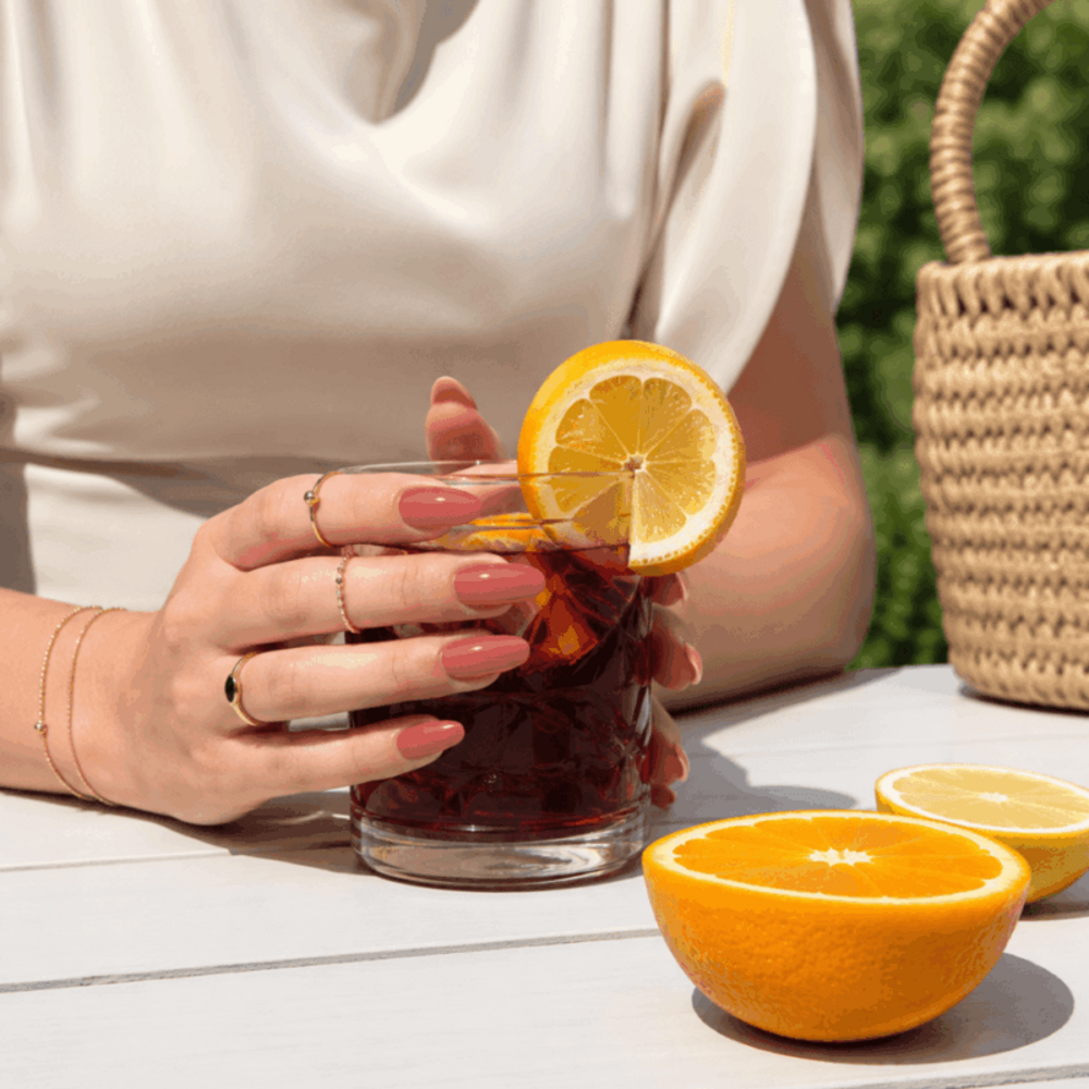 Florence Nails Florence Nails Gelpolish Sunset Sangria 10 ml 100.124.392-S TPO/HEMA vrij Florence Nails Florence Nails Gelpolish Sunset Sangria 10 ml 100.124.392-S TPO/HEMA vrij